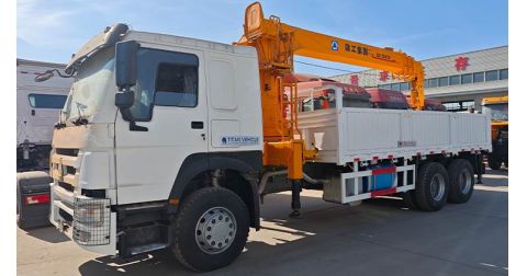 Second Hand Sinotruk Howo 6x4 Crane Truck will be shipped to Armenia