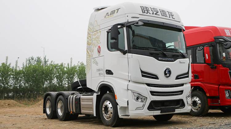 Used Shaanxi Shacman Tractor Truck X6000 for Sale in India