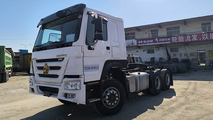 Used Howo Tractor Truck 380hp Price in Ghana
