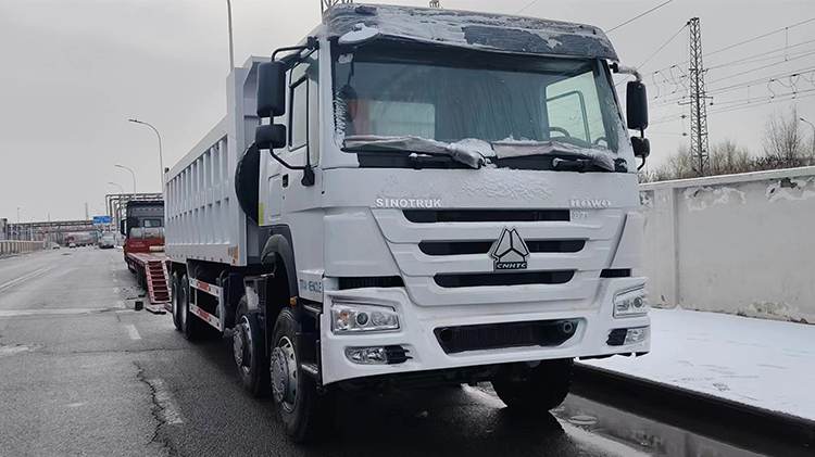 Used Sinotruk Howo Dump Truck 371 for Sale in Zimbabwe