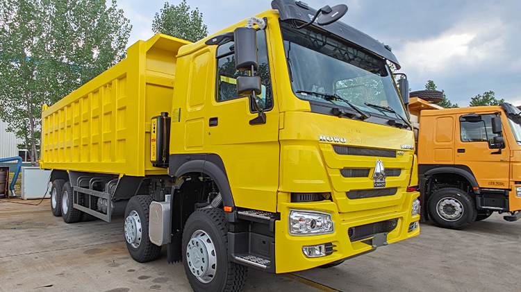 Guangzhou Used Trucks Sinotruk Howo 8x4 Tipper Truck for Sale