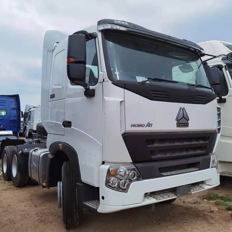 China Sinotruk Howo A7 371hp 6x4 Tractor Truck