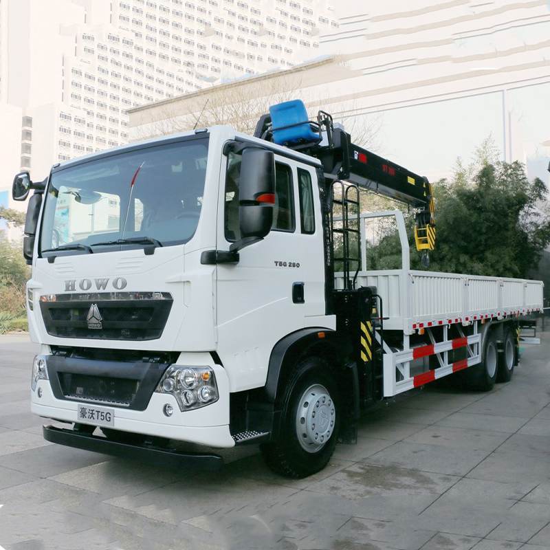 Used Sinotruk Howo T5G 12 Ton Truck Mounted Crane