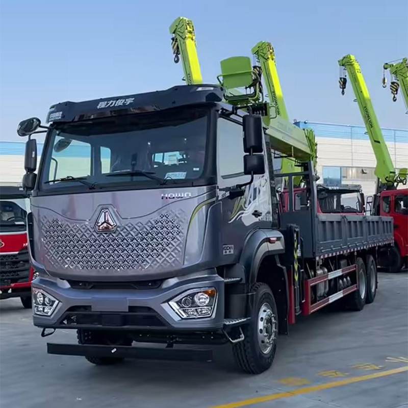 2020 Sinotruk Howo 6x4 Cargo Crane Truck