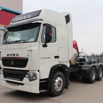 Used Sinotruk Howo T7H 400hp Heavy Duty Tractor Truck