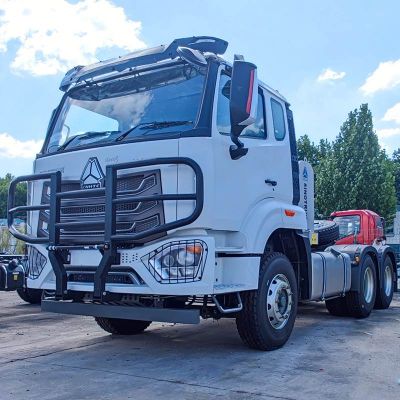 Used Sinotruk Howo NX 6x4 Tractor Truck RHD