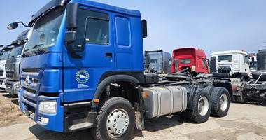 Sinitruk Howo 400hp Old Tractor Trailers 6x4