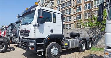 Cnhtc Sinotruk Howo TX 6x4 Tractor Truck